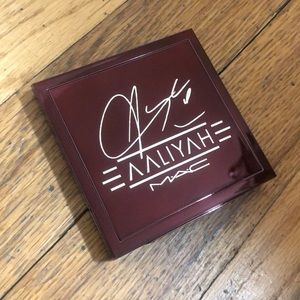 MAC AALIYAH EYESHADOW PALETTE